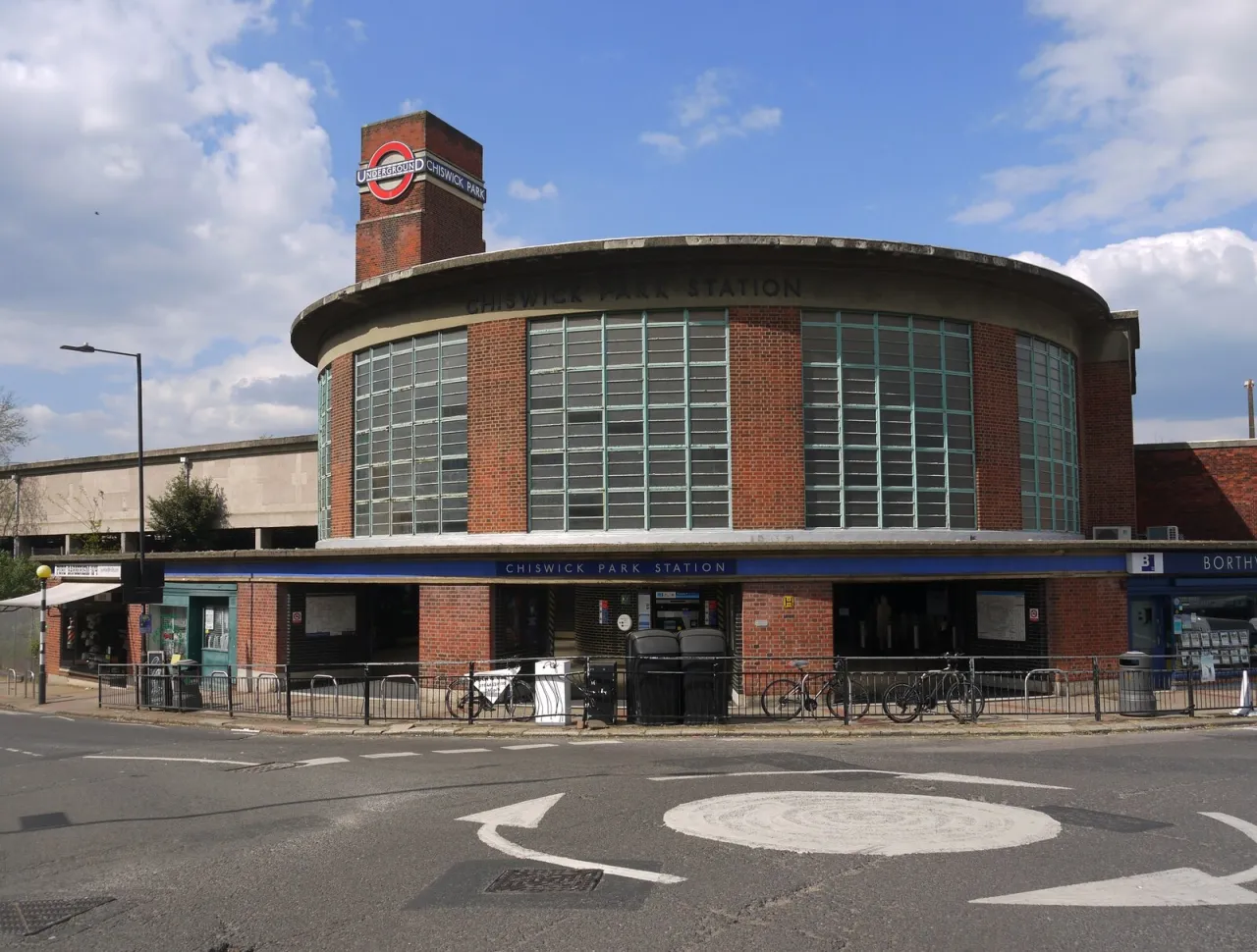 Chiswick Park underground station building