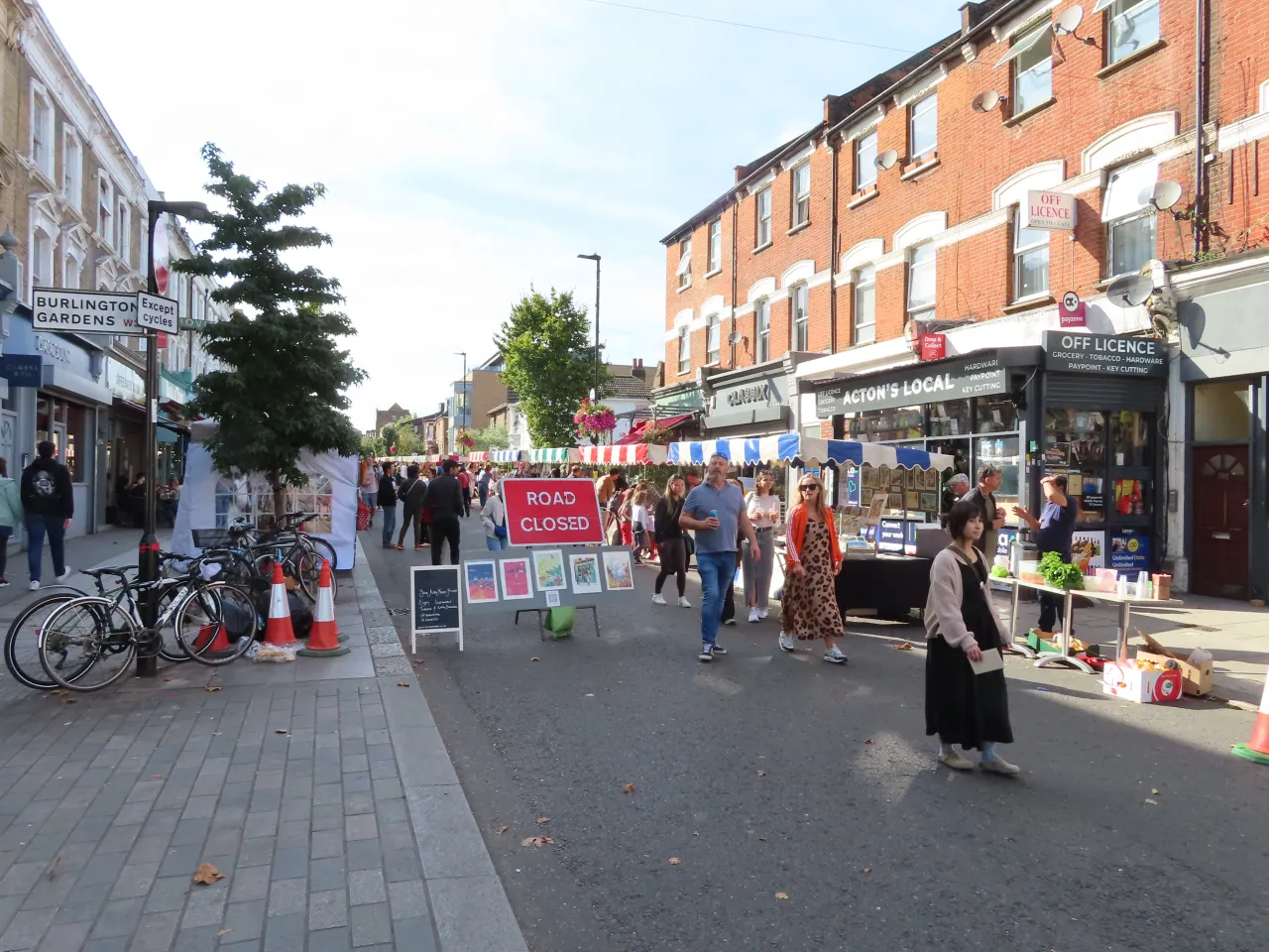 Churchfield Road in Acton closed for a market