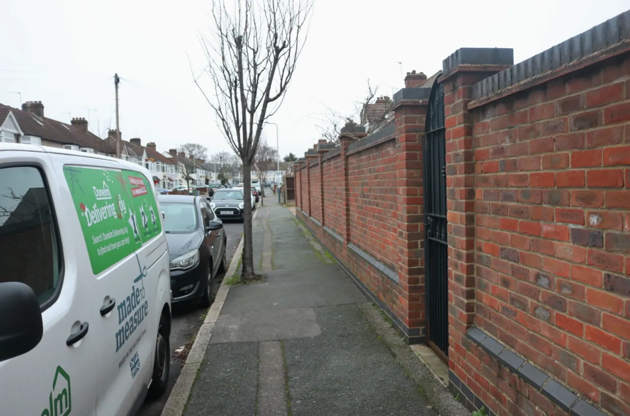 Harwood Avenue, a residential side street in Ardleigh Green, Hornchurch