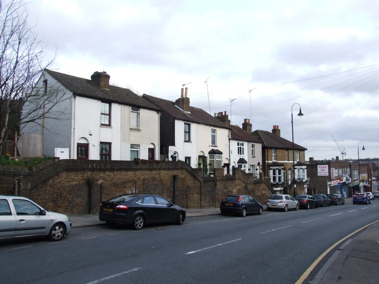 High Street in Crayford, the nearest town centre to Barnes Cray