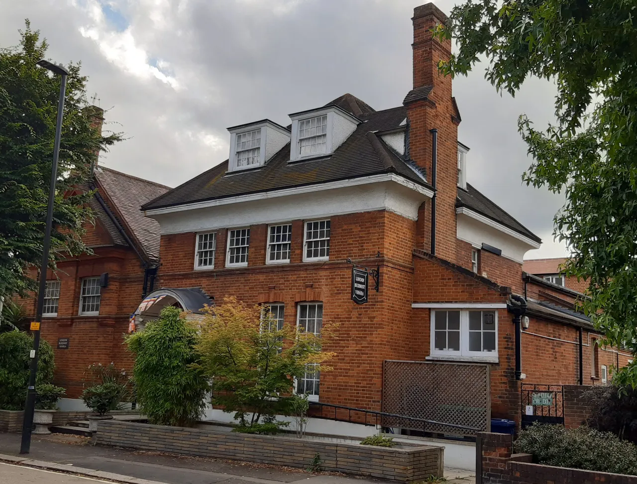 Former Bedford Park Club building on The Avenue, Bedford Park