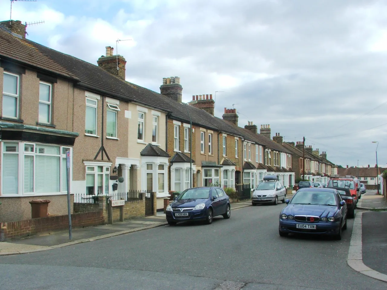Alfred Road, a residential street in Belvedere