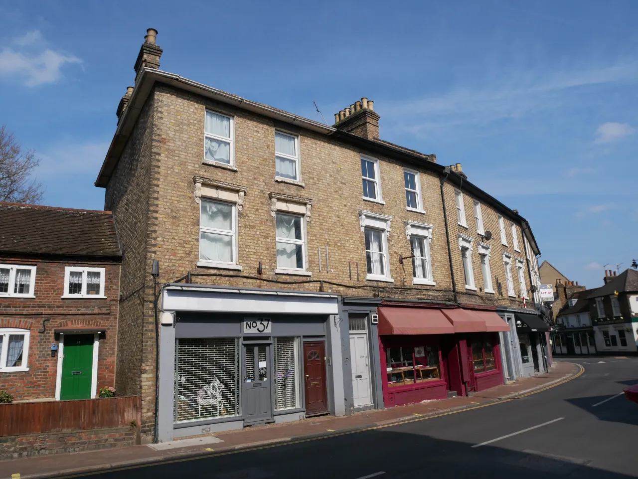 Period shops and cottages along Bexley High Street in Bexley Village
