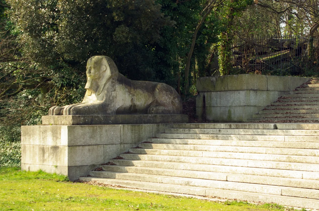 The surviving terrace and steps of Crystal Palace Park, with a sphinx statue