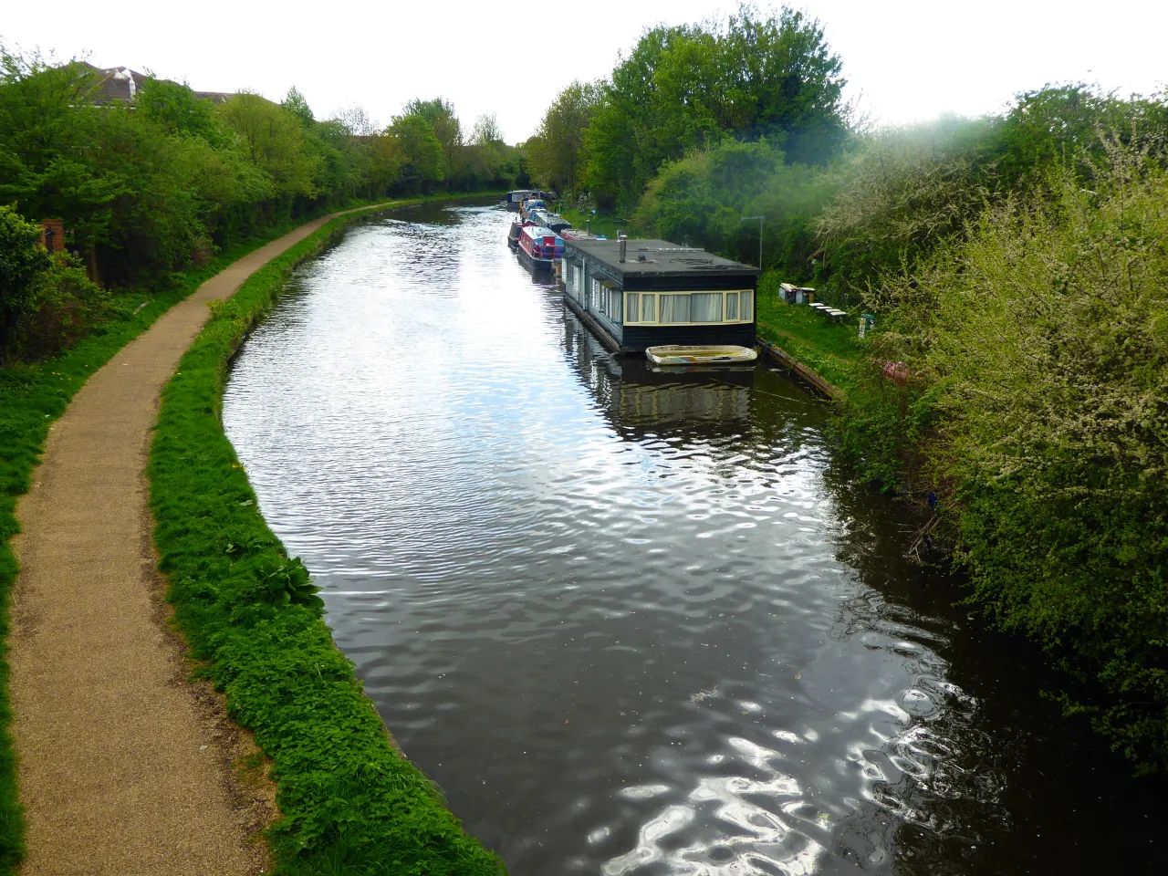 Towpath along the Grand Union Canal near Southall, close to Dormers Wells