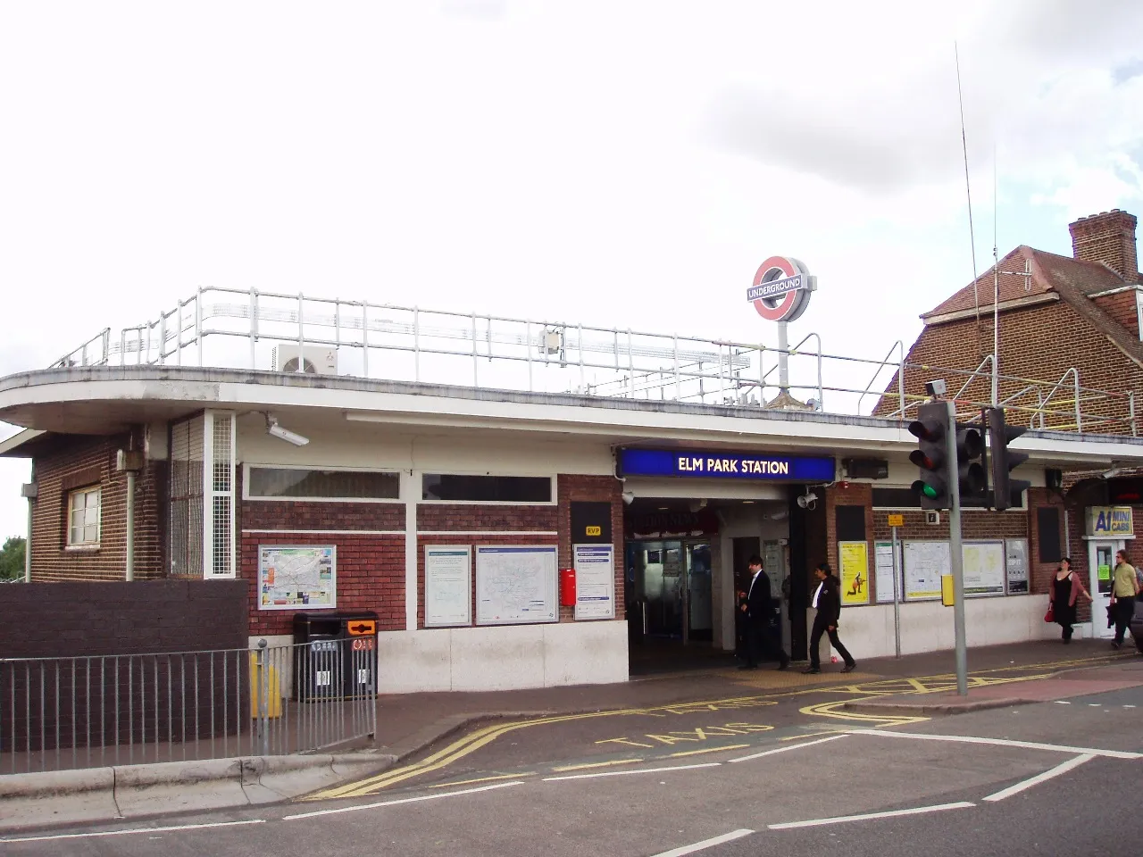 Elm Park Underground station entrance building Park station