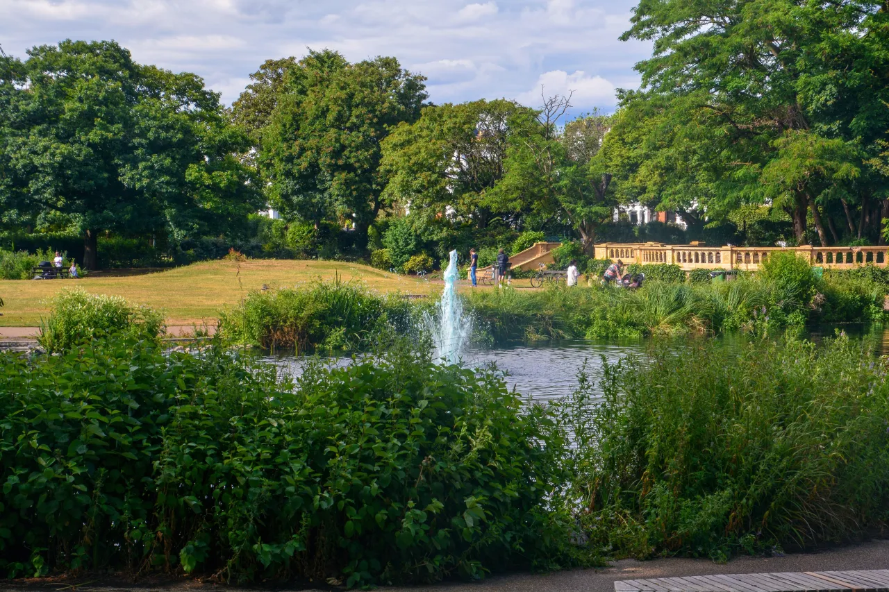 Bishops Park in Fulham, London, with its fountain pond and riverside walkway