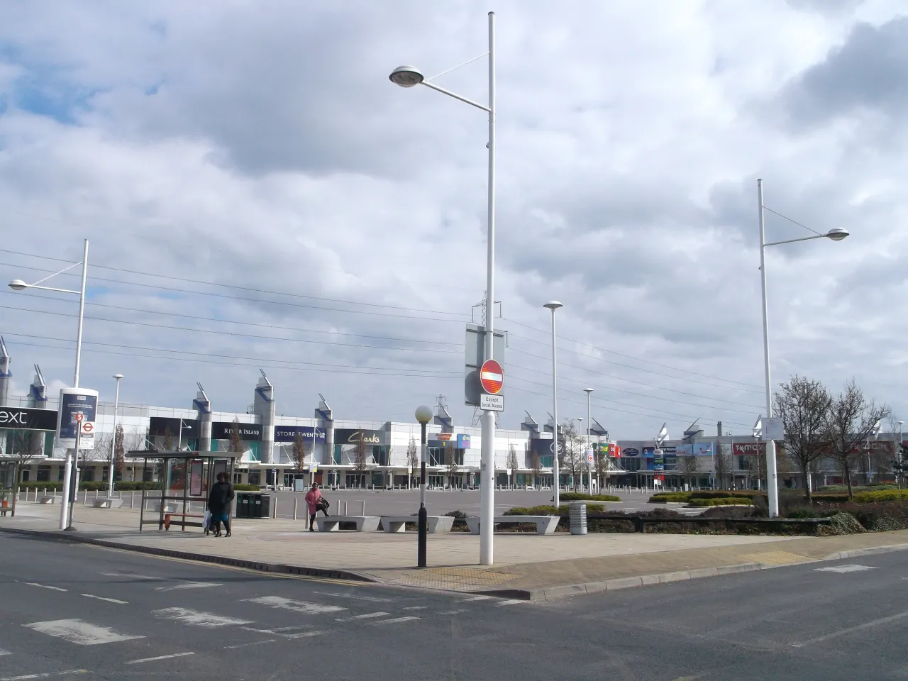 Retail units at Gallions Reach Shopping Park, Beckton