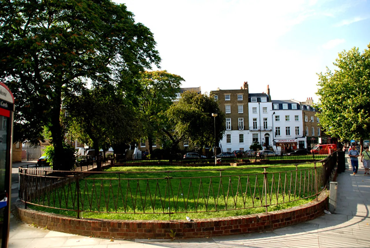 Kennington Green, a small park close to Kennington Park Road