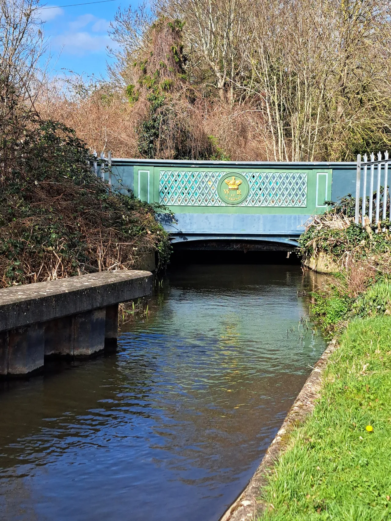 King's Bridge, the 1834 bridge carrying the Bath Road over the Longford River