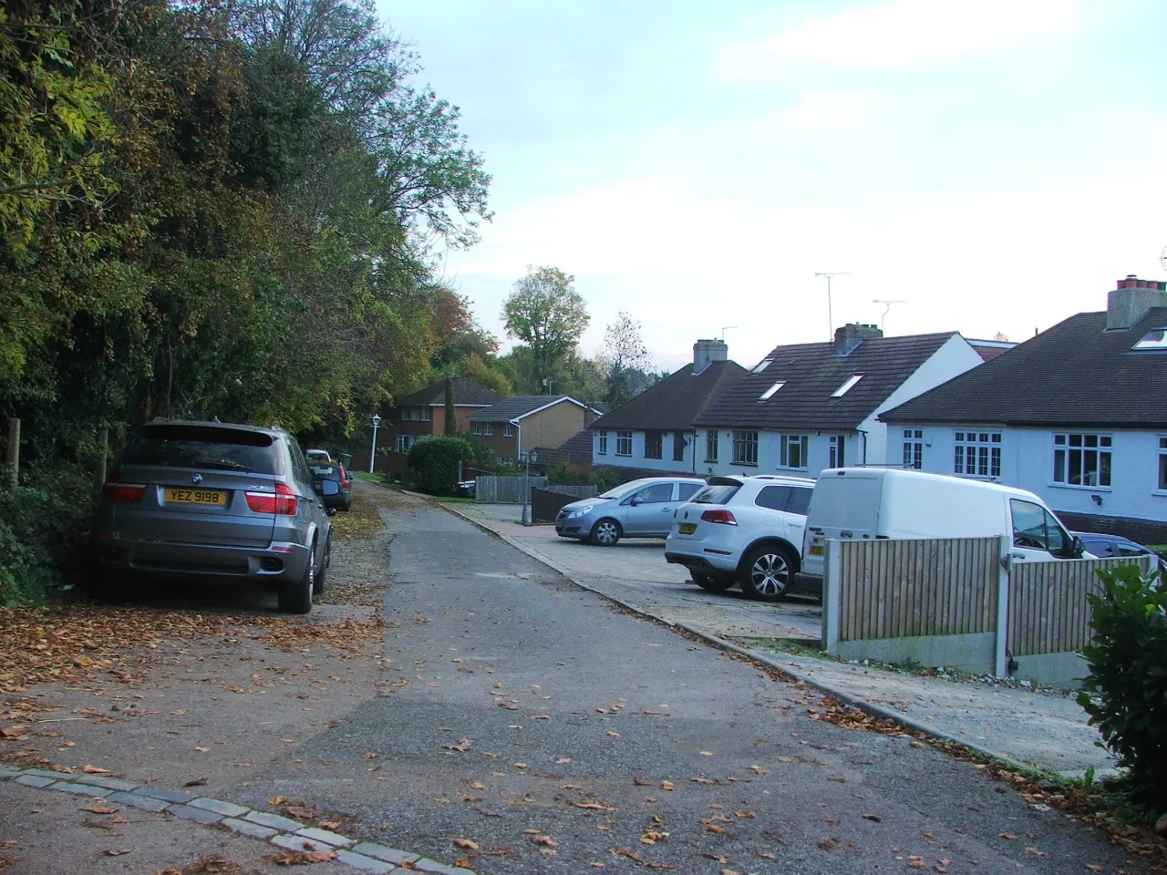 Residential street of bungalows in Badgers Mount, near Pratt's Bottom