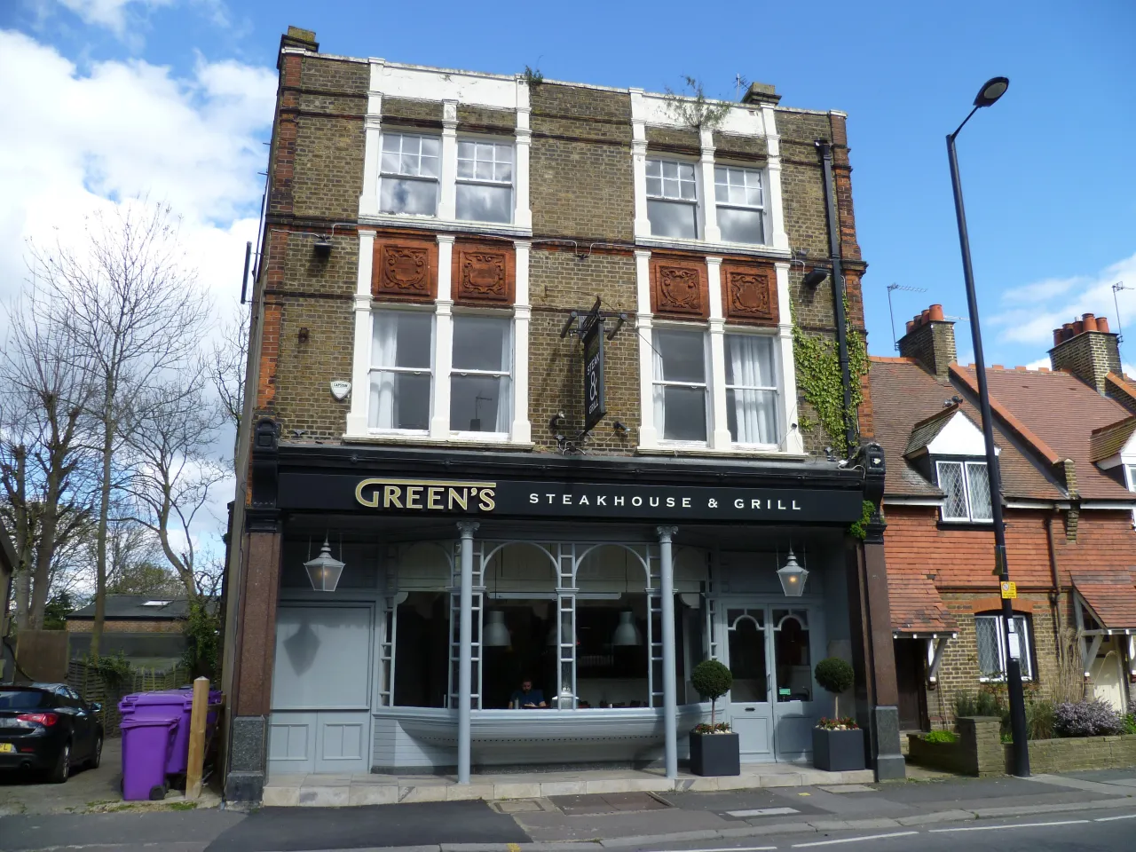 A corner building on Southgate High Street, Enfield, home to a local restaurant