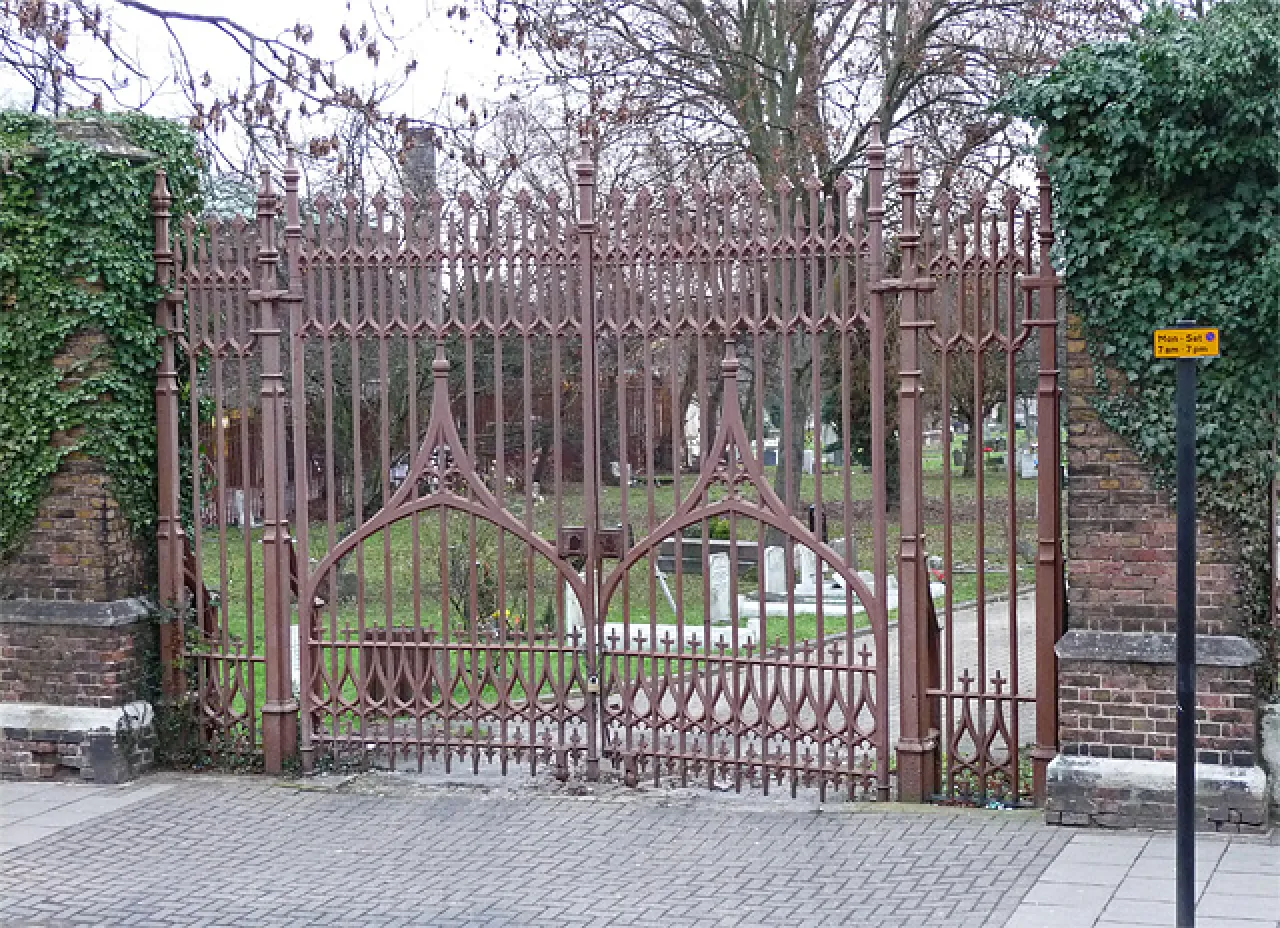 The gates of West Norwood Cemetery on Norwood Road