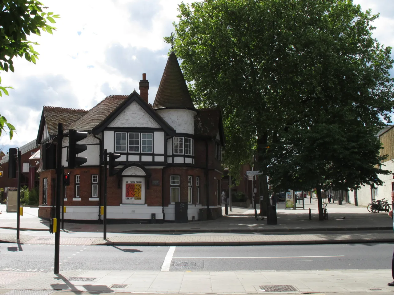 The old Willesden Green Library building on the High Road